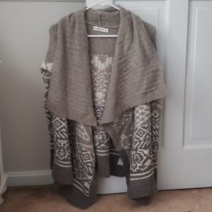 Long sleeve knit sweater